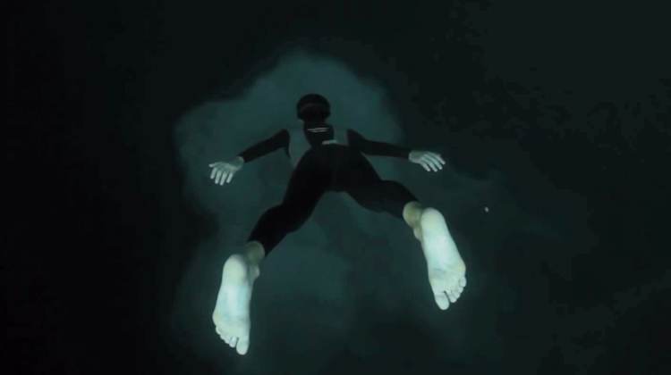 Underwater Base Jumping