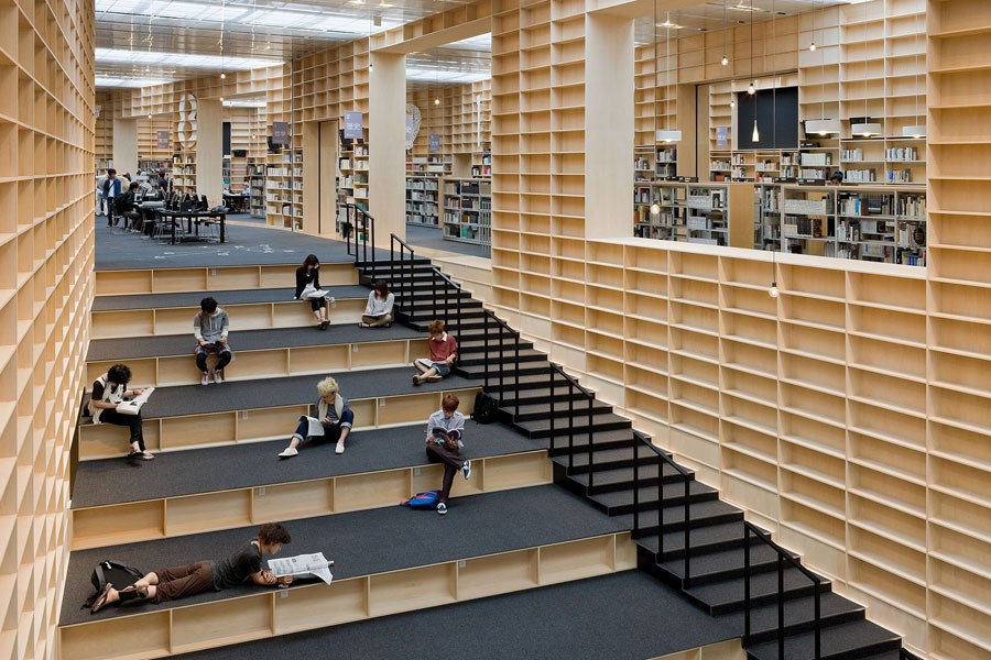 inside mushashino library