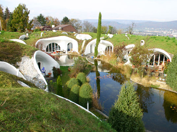 Cool homes built underground