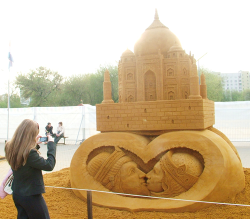 sand sculpture