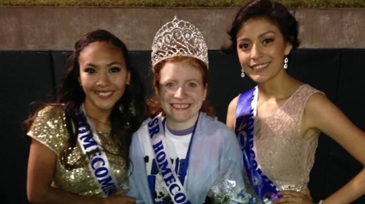 anahi naomi and lilly best friends give their friend the homecoming queen title