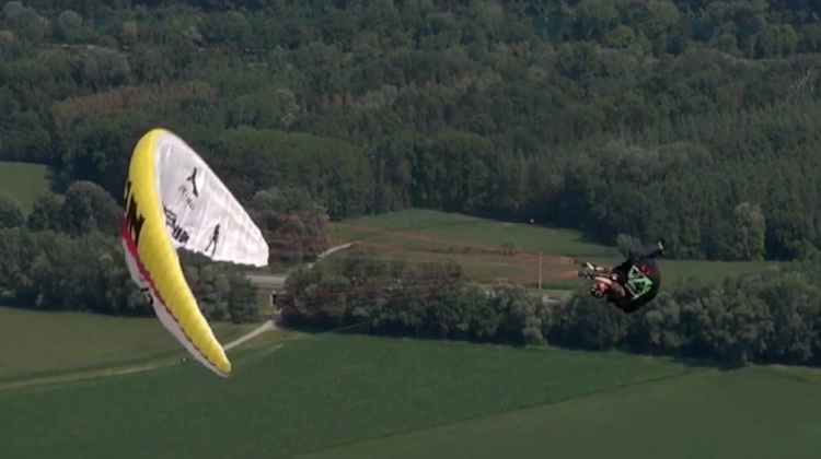 paragliding with a twist