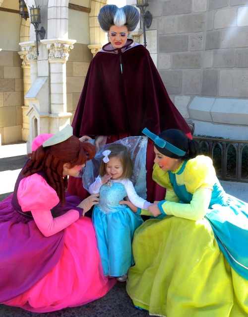 cinderella and the evil stepsisters, stepmom