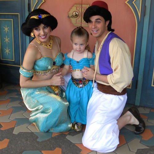 lane touch with aladdin characters