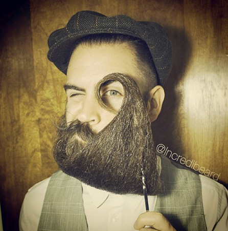 Mon-beard-ocle