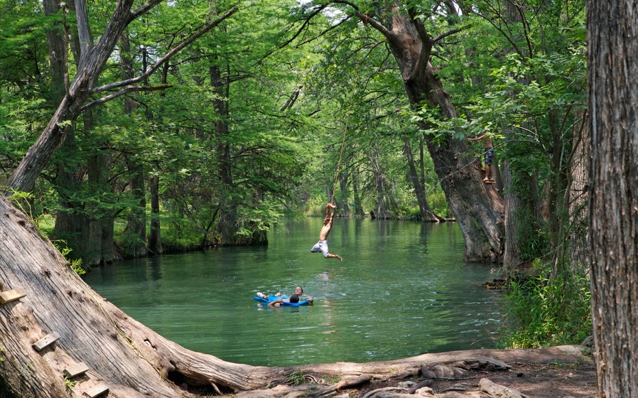 blue-hole