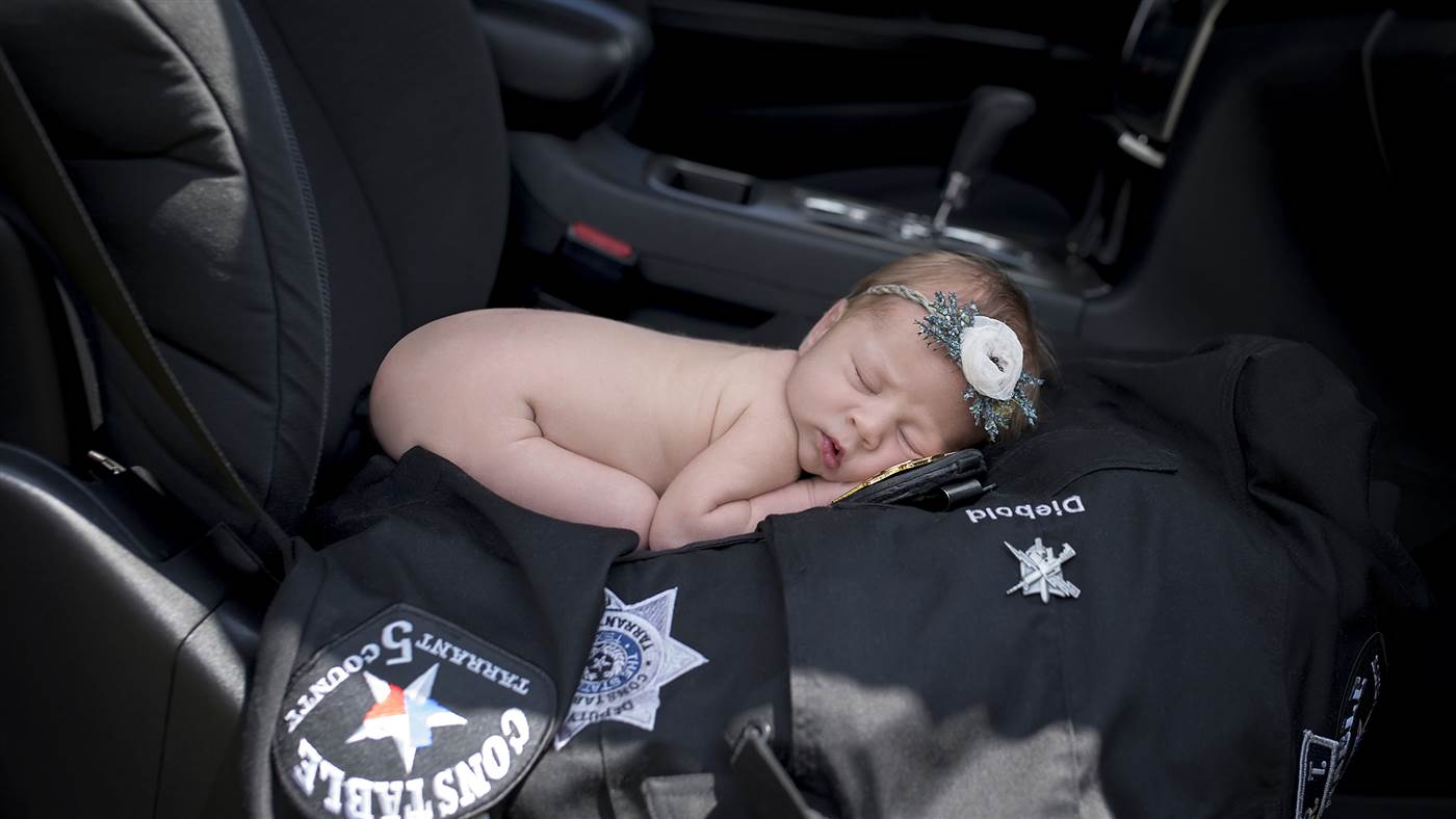 officer-delivers-baby-003-tease-today-160804_9257b66ca22883ca4a052b0b3a695783.today-inline-large2x
