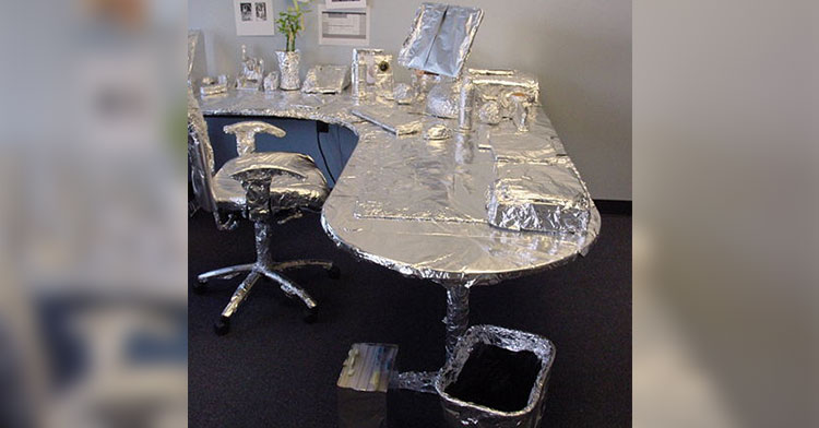 16 Maniacally Genius And Hilarious Office Pranks - InspireMore