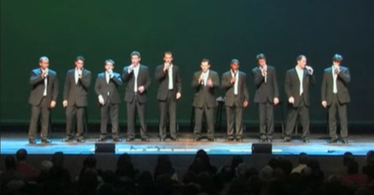 christmas straight no chaser