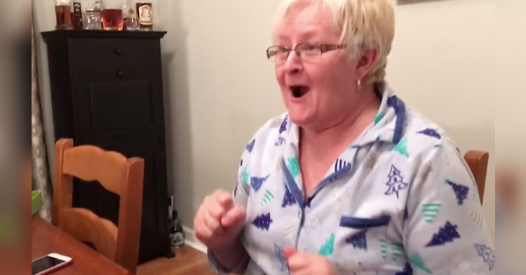 grandma pregnancy reveal