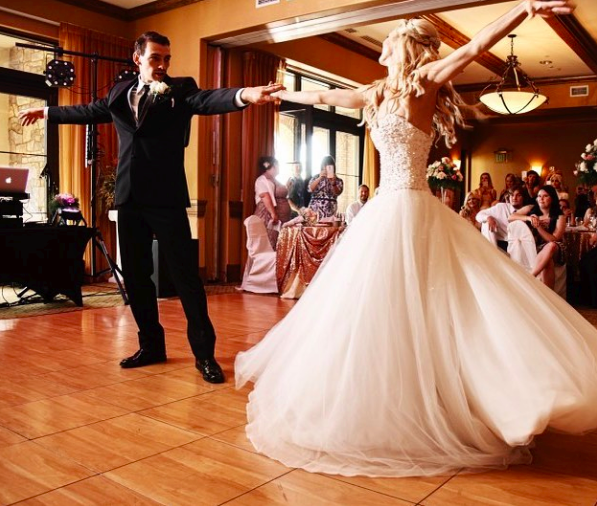 alexa scimeca and chris knierim wedding