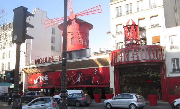 Moulin Rouge paris before and after