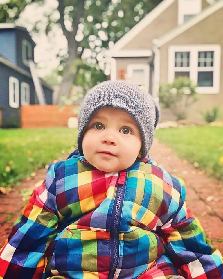 Toddler Throws Ball Over Fence For Neighbor's Dog - InspireMore