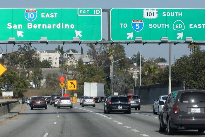 la freeway sign