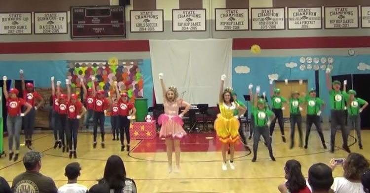super mario bros pac dance
