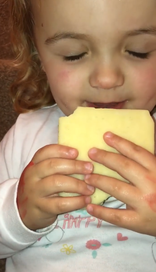 harriet-eating-cheese