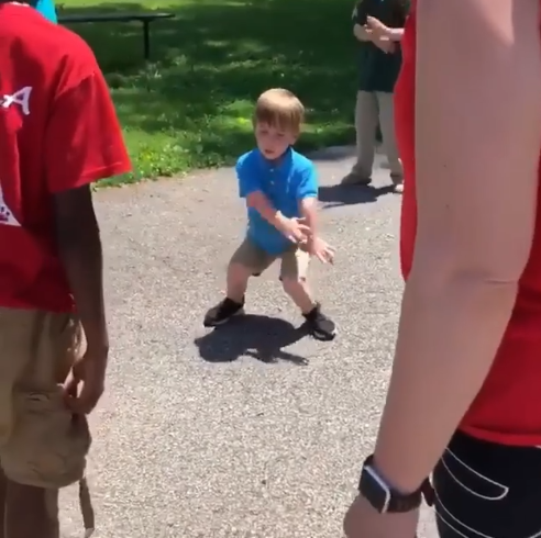 oliver loves to dance