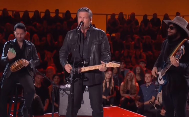 blake shelton sings elvis hit