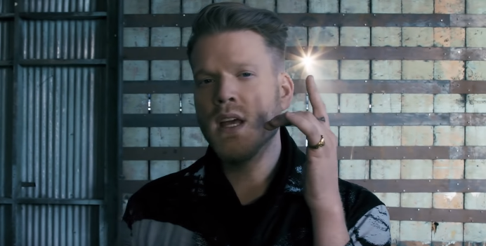 scott hoying sings baritone