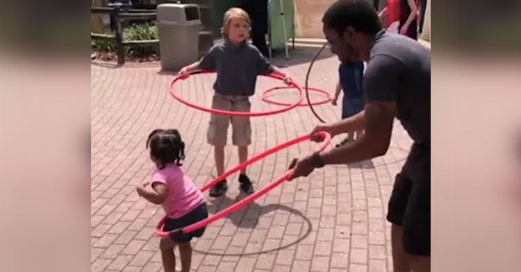 hula-hoop