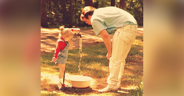 dad and daughter