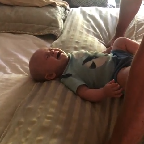 baby prefers mom's voice