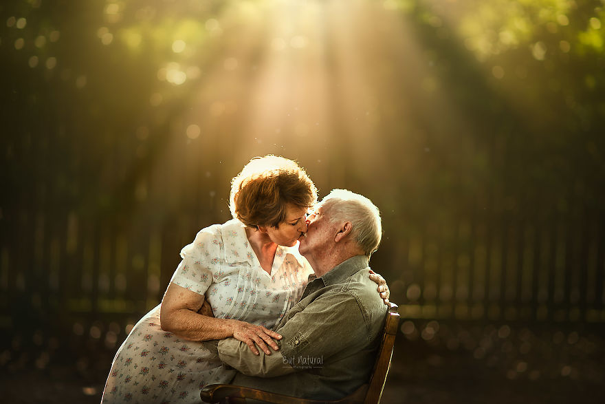 elderly couples photos