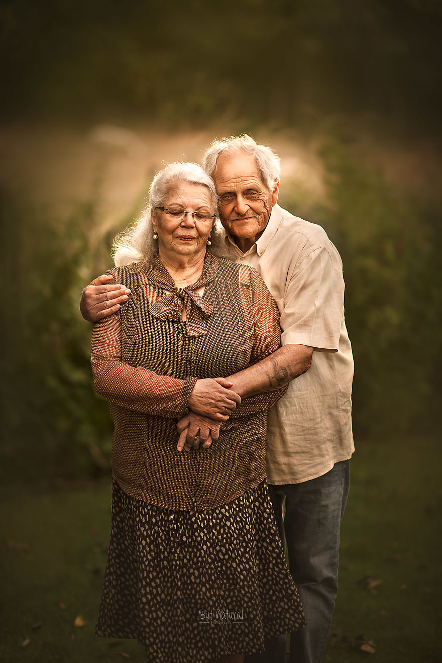 elderly couples photos