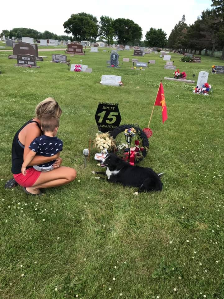 katie and lane at brett's grave