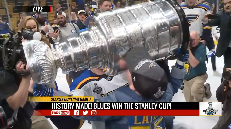 laila kisses stanley cup