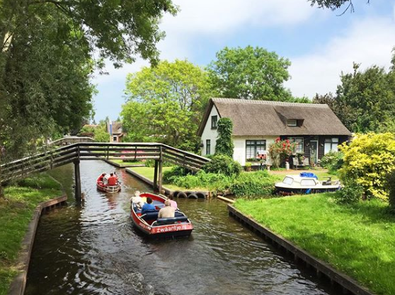 Dutch Village With No Roads Is A Fairytale. -InspireMore