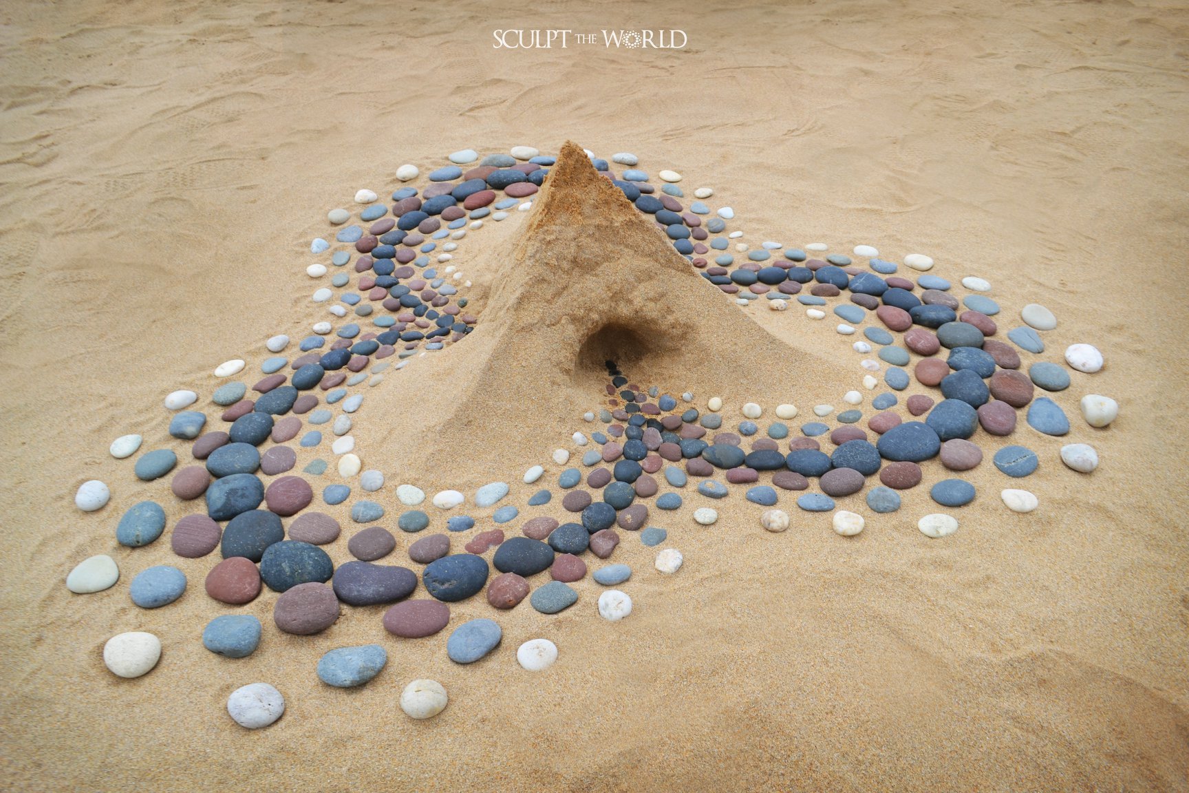 sculpt the world beach art