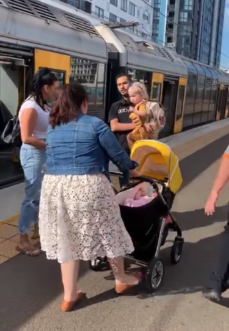 passenger brings girl to mom