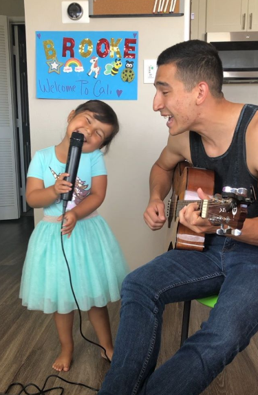 nick and sienna sing senorita