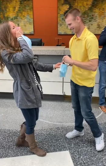 richard puts on ring