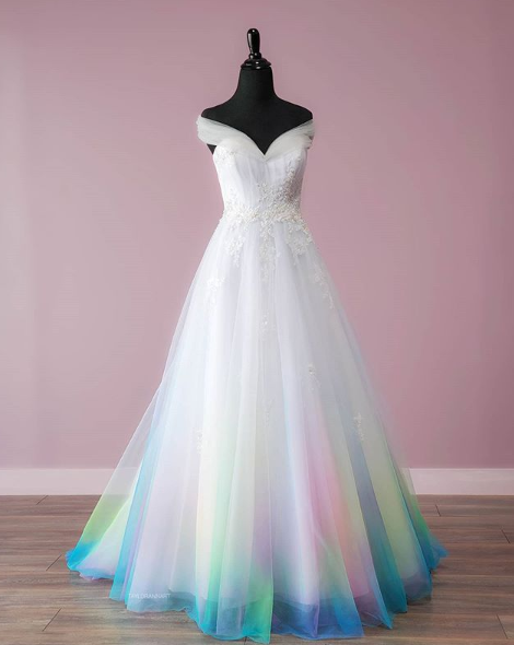 taylor ann painted gown