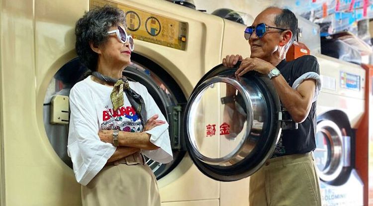 couple modeling in laundromat