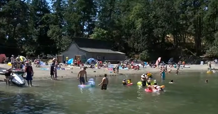 swimmers at Lake Thetis