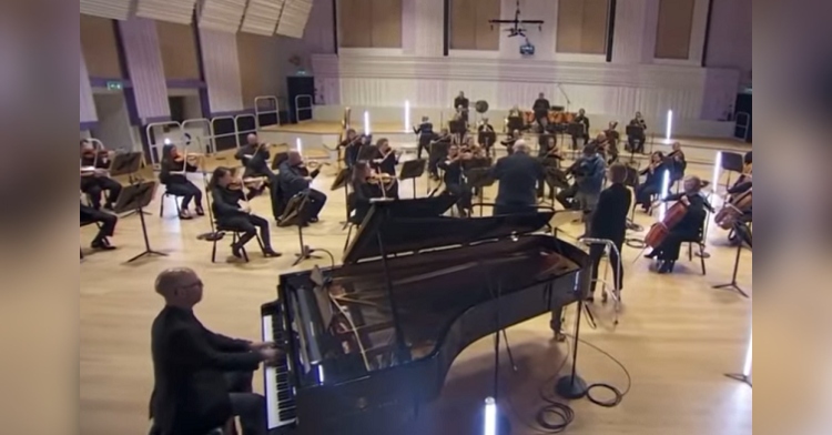 Paul Harvey conducts BBC Orchestra