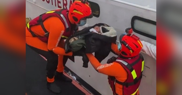 Italian coast guard rescues infant refugee