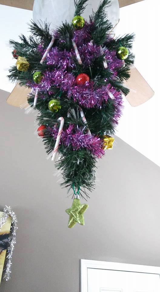 upside down Christmas tree