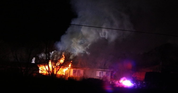 burning home in Wyoming