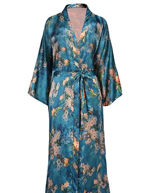 kimono-style robe