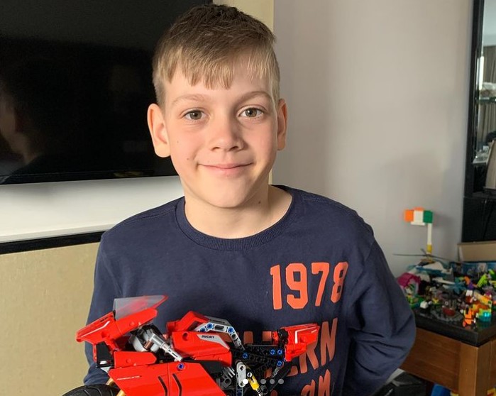 Lego 11 sales year old boy