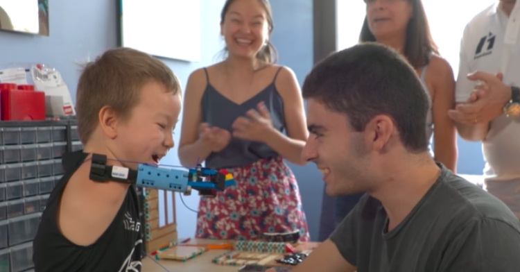 David Aguilar makes LEGO prosthetic arm for Beknur