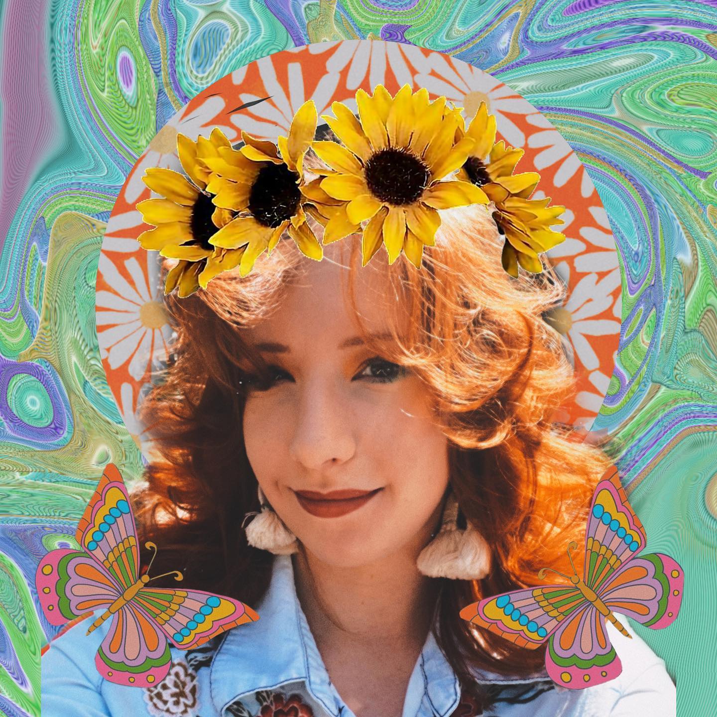 Naomi Grabenhorst wearing a crown of sunflowers 