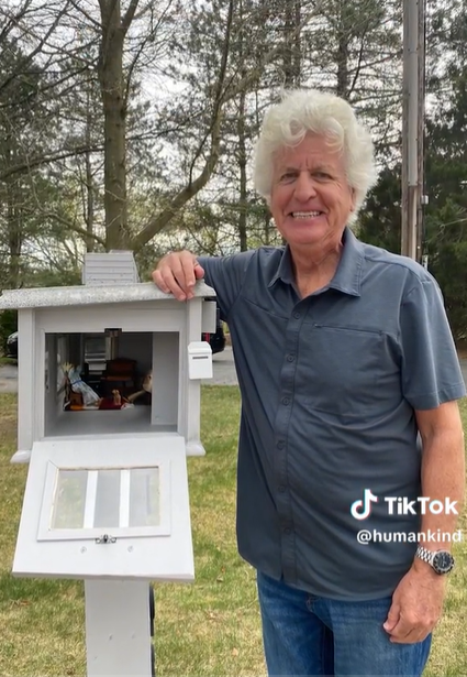Don Powell and his mailbox
