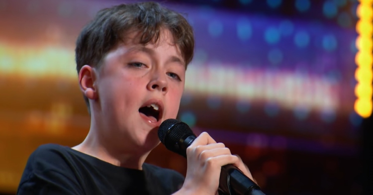 Close up of Alfie Andrews singing on AGT.