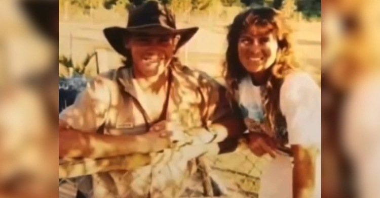 Steve and Terri Irwin smile and pose for a photo together on the day they first met.