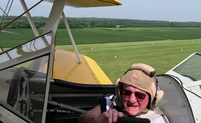 This veteran is 100 years old and thrilled to be back on a plane. 